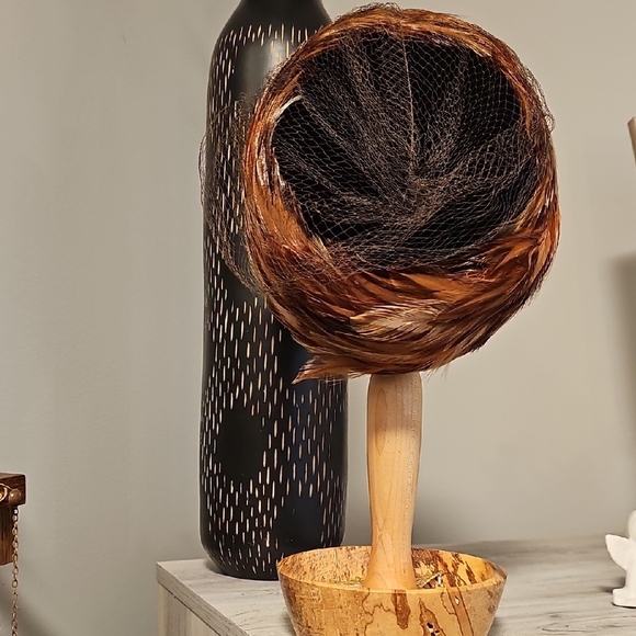 Valerie Modes Unique Feathered, Meshed Toque or Pill Box Hat - Picture 1 of 12